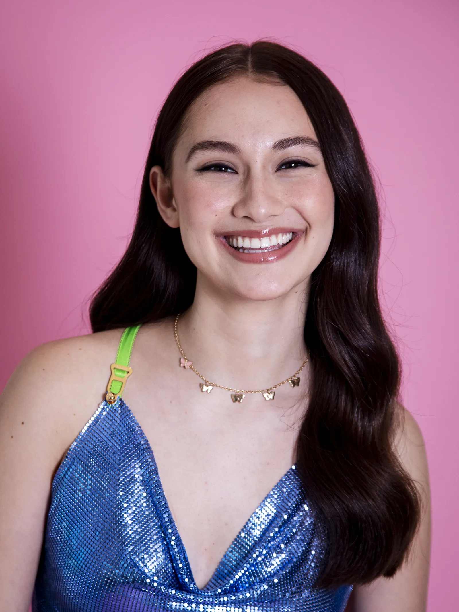 lola tung portrait 2022 story